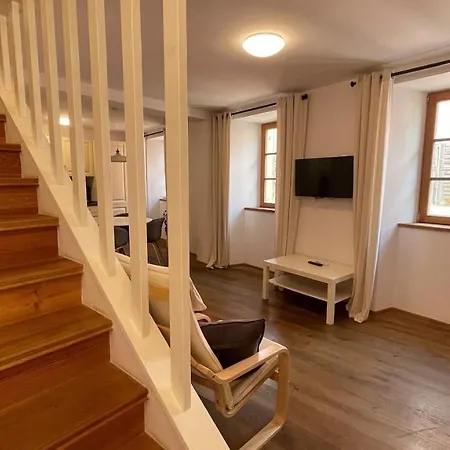 Fonda House *